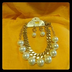 Necklace and Earring set.